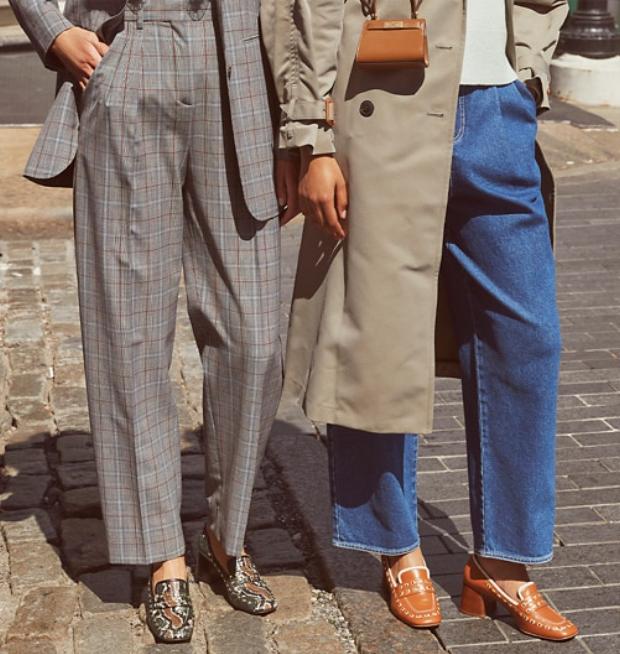 买了好多衣服和鞋子,买了好多鞋子