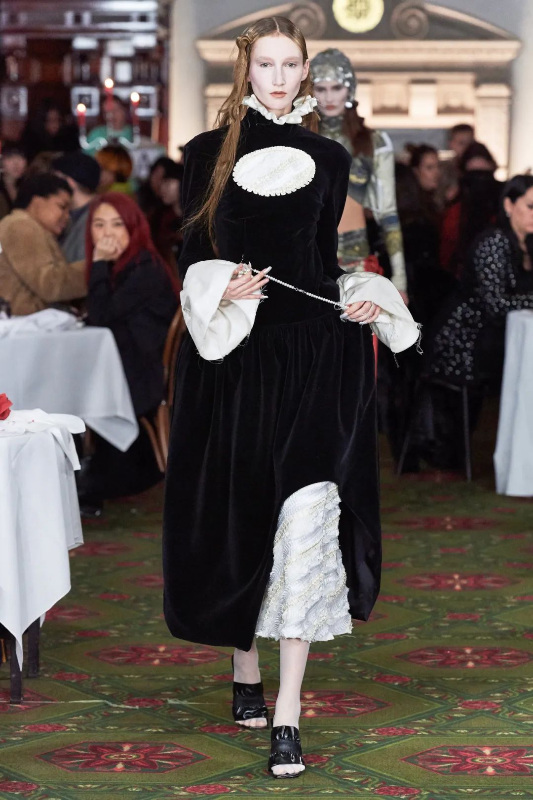 美女万圣节变装,万圣节变装派对