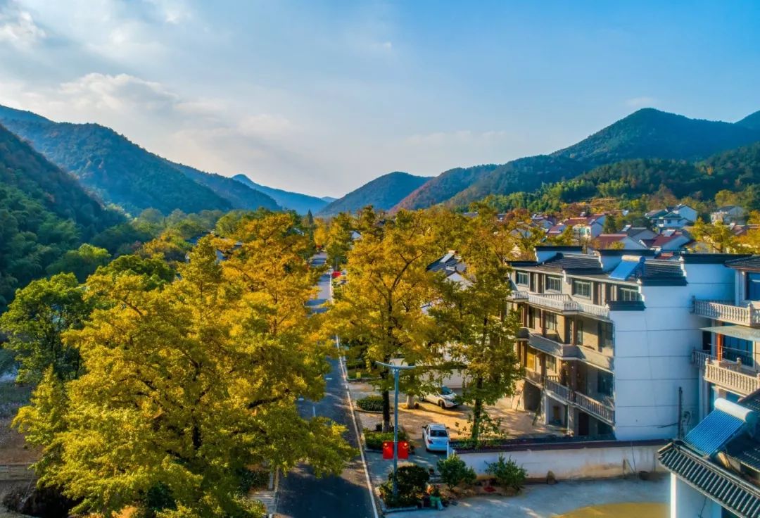 浙江有个湖州市吗,浙江是不是有一个地方叫湖州市