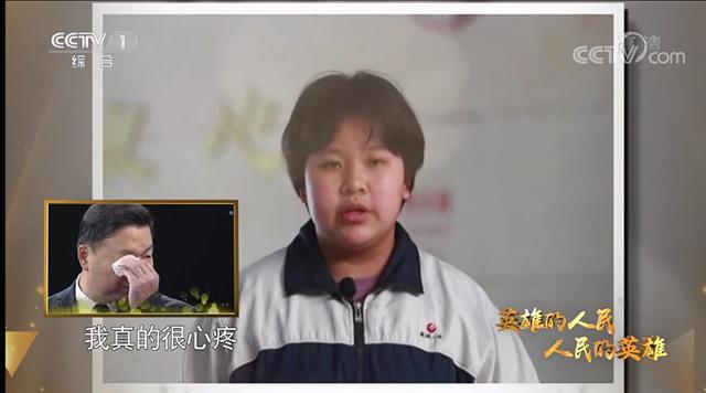 战疫英雄叶九思：社区“药神”跑坏了自己的自行车