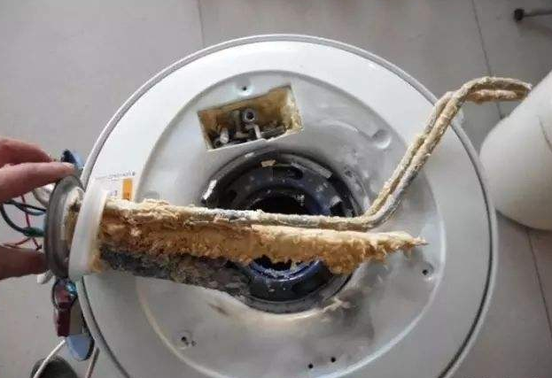 一天用电量30度需要装多大太阳能,一天用电量3度