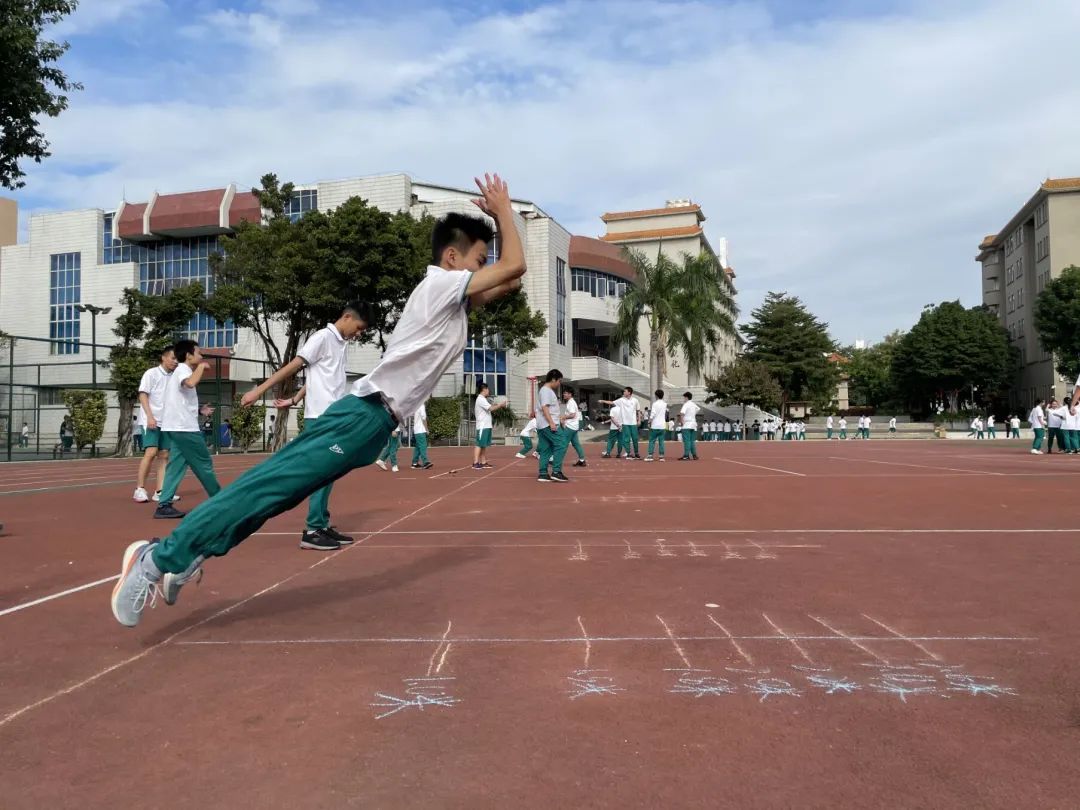 培英高级中学北京体育大学,培英学校在全国排第几名