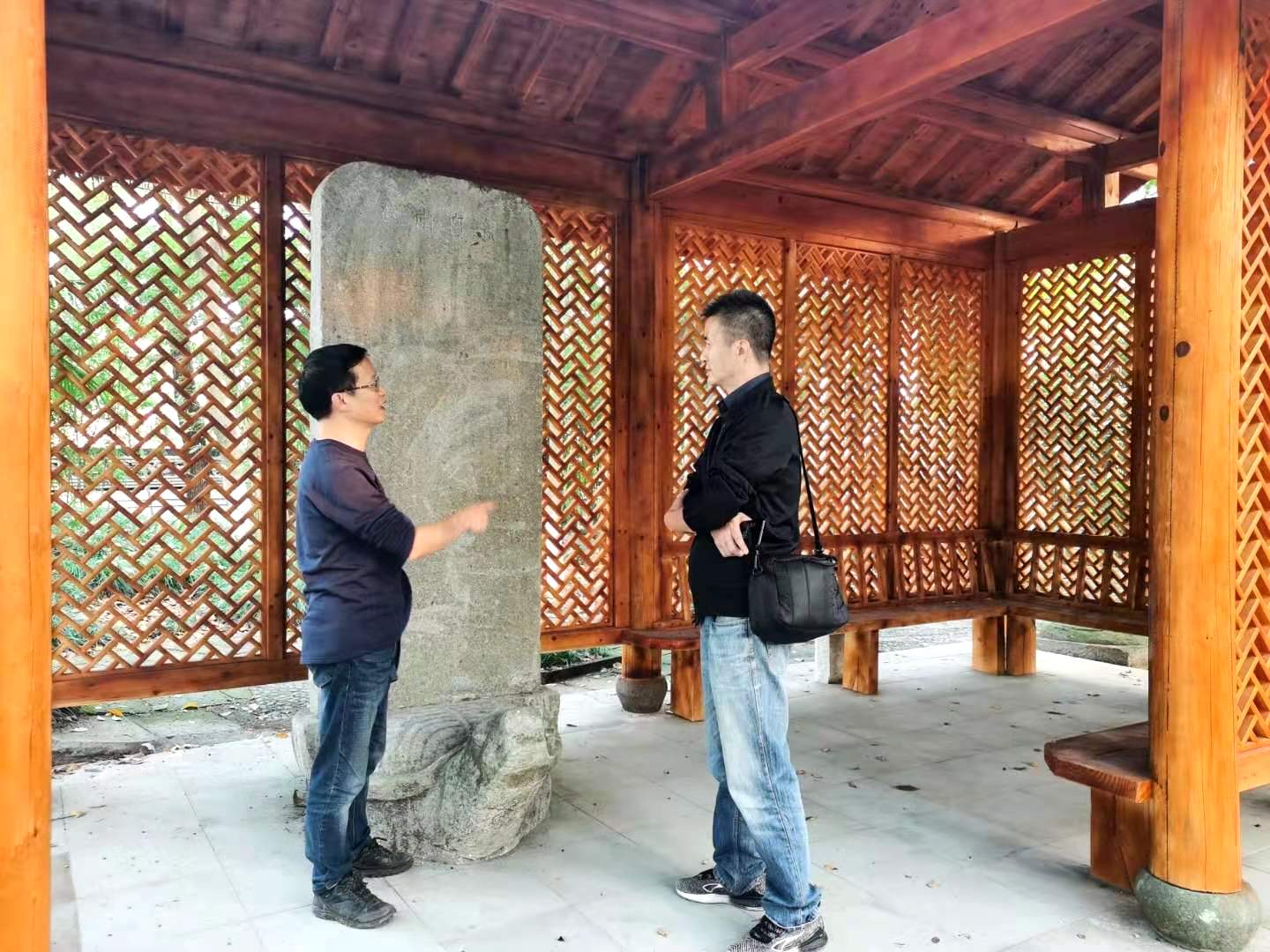 鍗冨勾鏂囪剦鍦ｅ洯,鍙ゅ煄鏂扮櫥