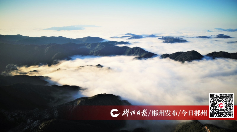 最美山峰云海,最美屋脊山观云海好去处