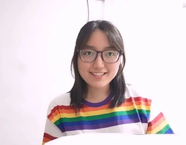 向优秀看齐向榜样靠拢,向优秀的前辈们看齐