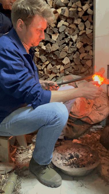 差别在哪？丽水普通山里农耕，却被俄罗斯小伙过成“田园诗”，获赞千万