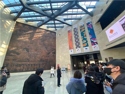 发现齐迹,发现新奇迹