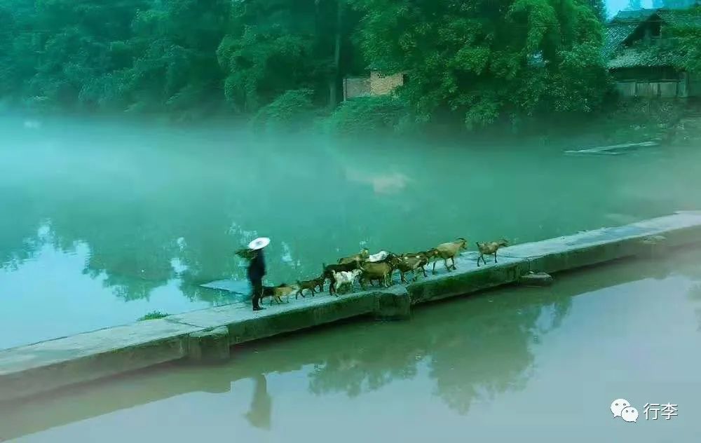 行李︱梁冰：川西坝子场镇十来个