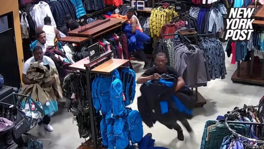 为什么现在满大街都是北面羽绒服,为啥满大街都是北面