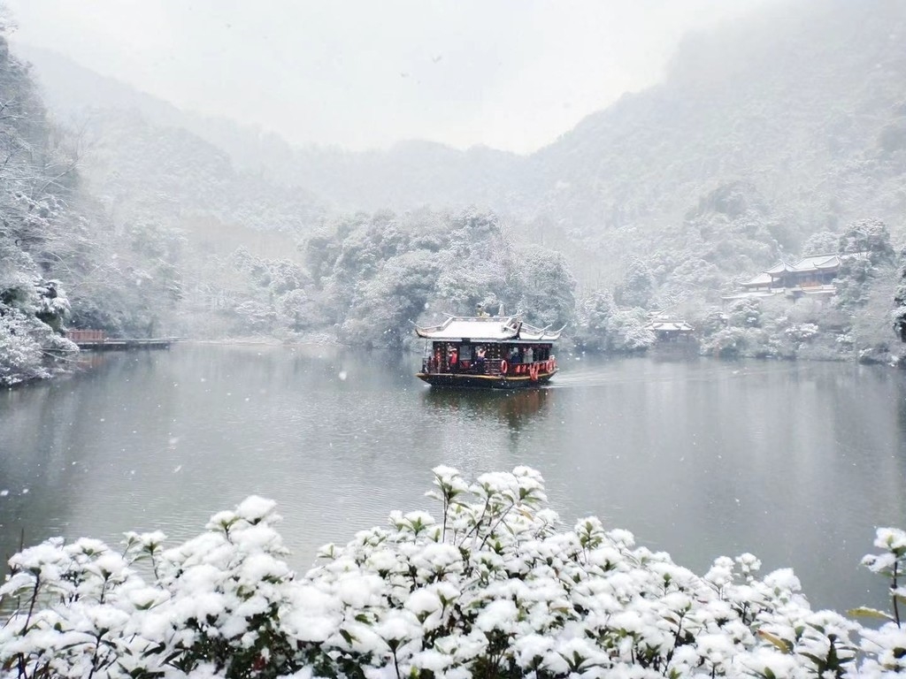青城山什么时候去有雪,太美了难得一见的雪景