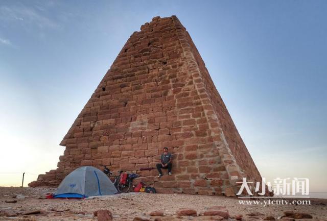 烟台摩托车环游,烟台小伙骑行三万里