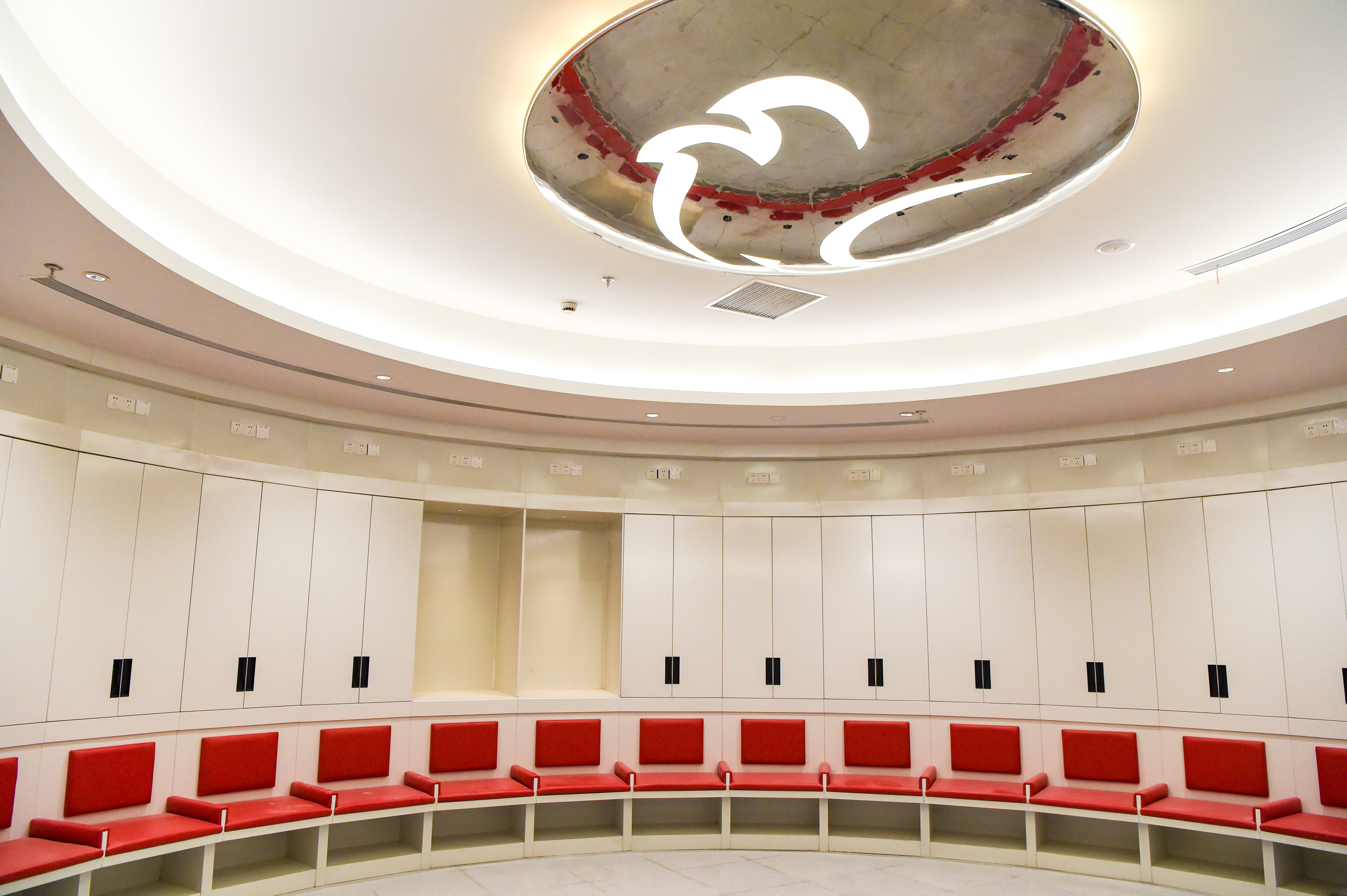 海港主场更衣室,国安vs上海海港赛前更衣室