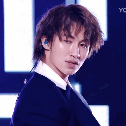 韩式彩虹屁Get！这刻进DNA的比喻基因，论嘴人还得看韩国人