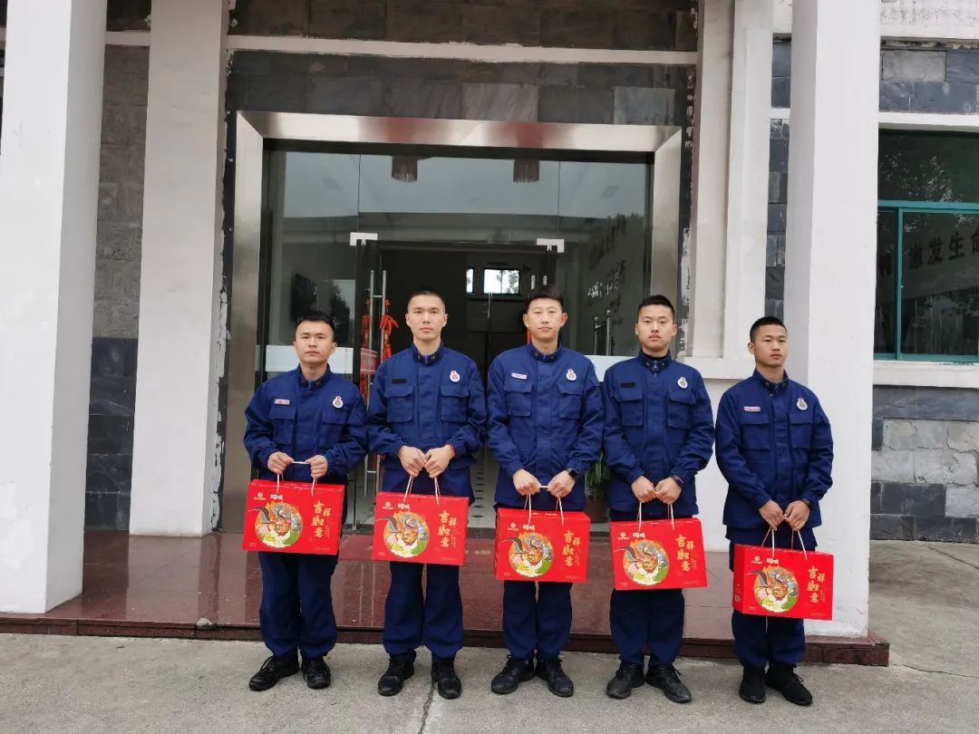 “家人们放心，我在闵行挺好的！”有多好？来看看→|爱申活暖心春