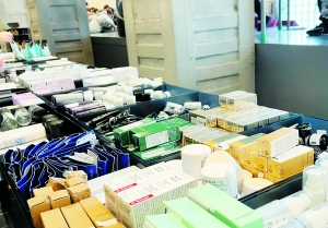 假货化妆品小样,真假大牌化妆品小样