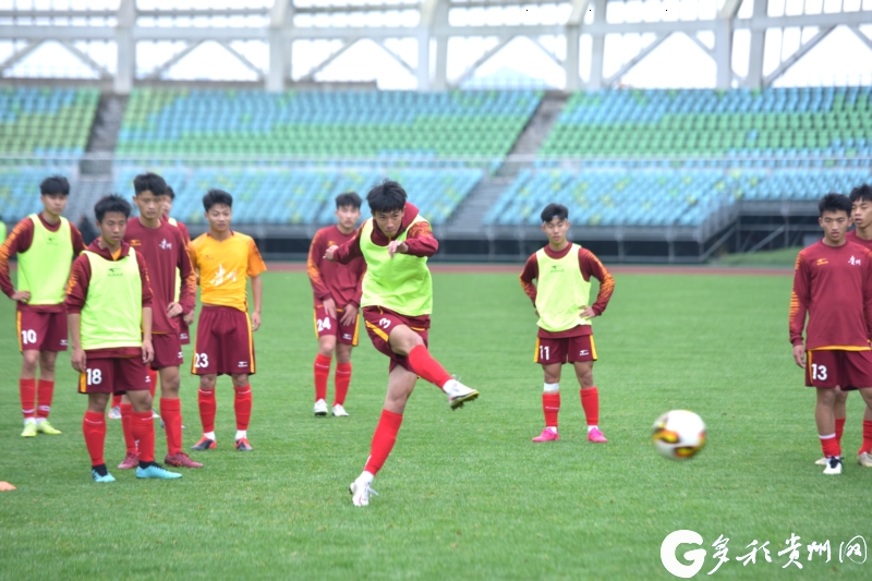 全运会贵州足球队,足球小将首战