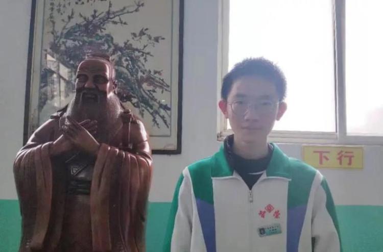 继58中之后，9中也给这所初中发了“感谢信”