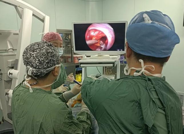 看得更清创伤更小“浙二”这场手术不一般