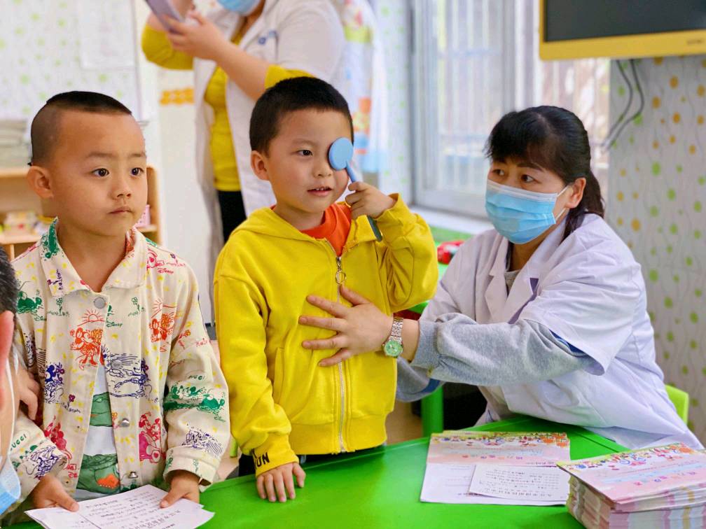 呵护健康关爱成长幼儿园体检,幼儿园健康体检工作简报内容