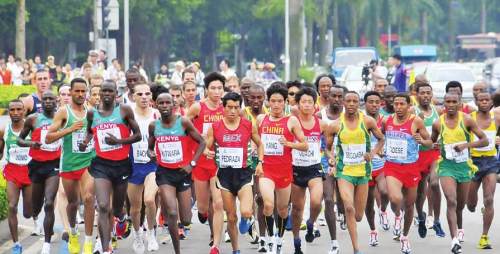 半程马拉松用提前去领物资吗,半程马拉松准备物品