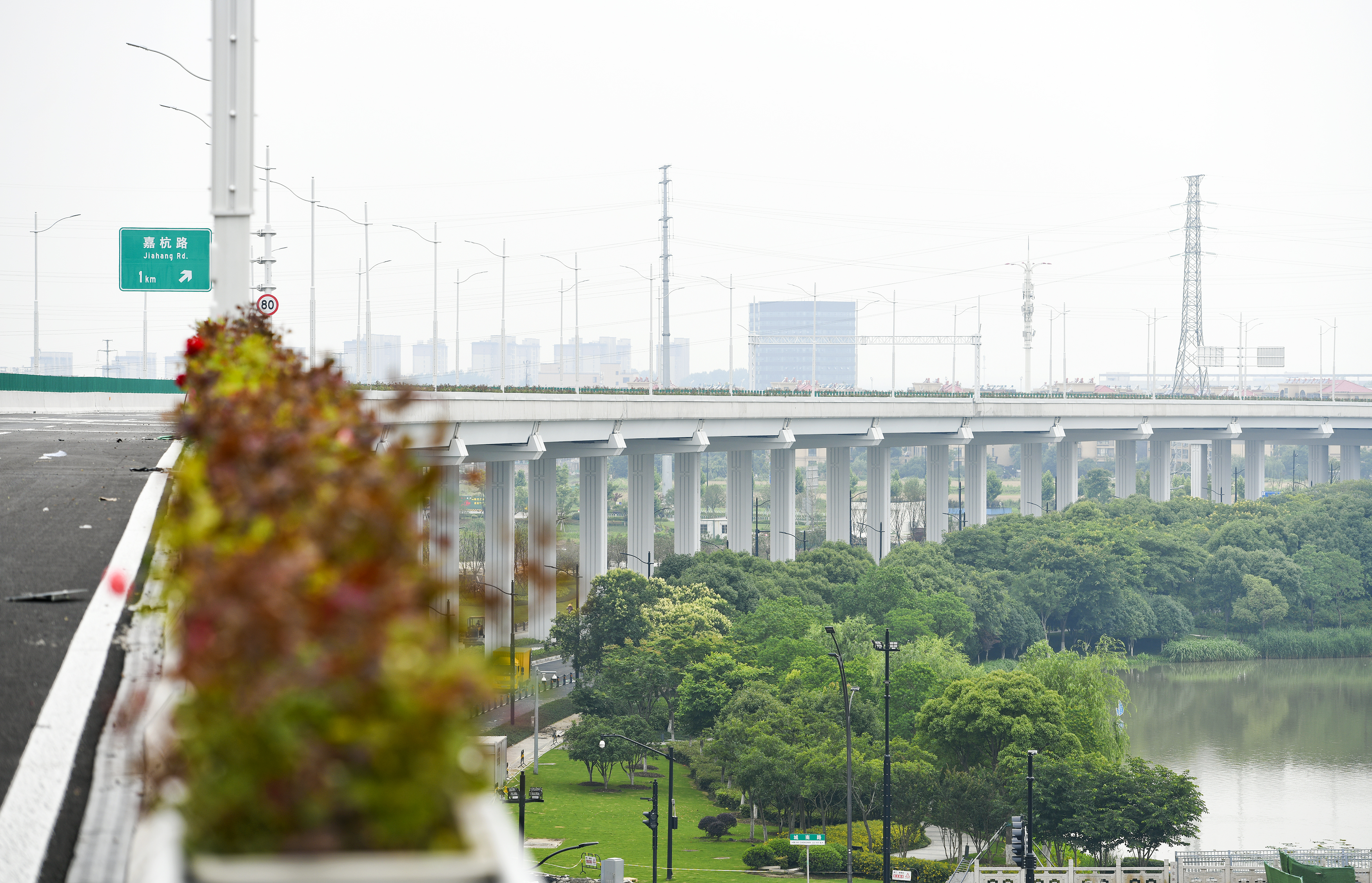 跟着镜头领略不同的风景,跟随记者体验