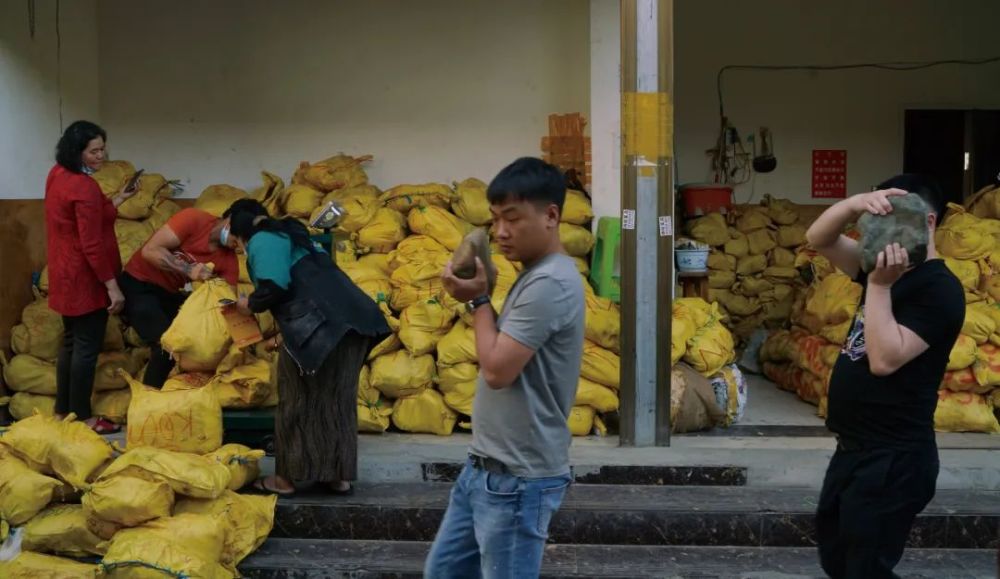 赌石的疯狂之旅,疯狂赌石之旅