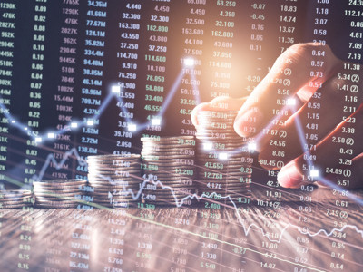 牛人重仓｜“淘金先富卖铲人”，这只股正处于行业风口！券商：还要再涨64%