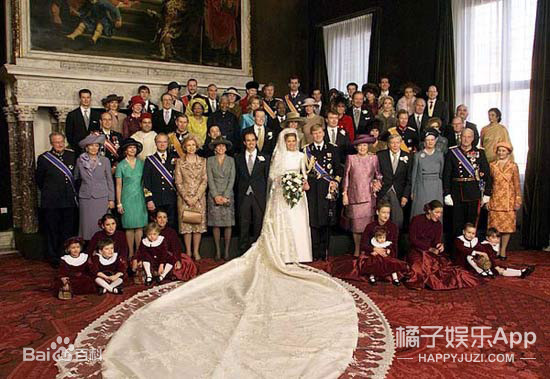 还记得要继承王位的公主们吗？太胖被嘲笑，放弃千万年薪？