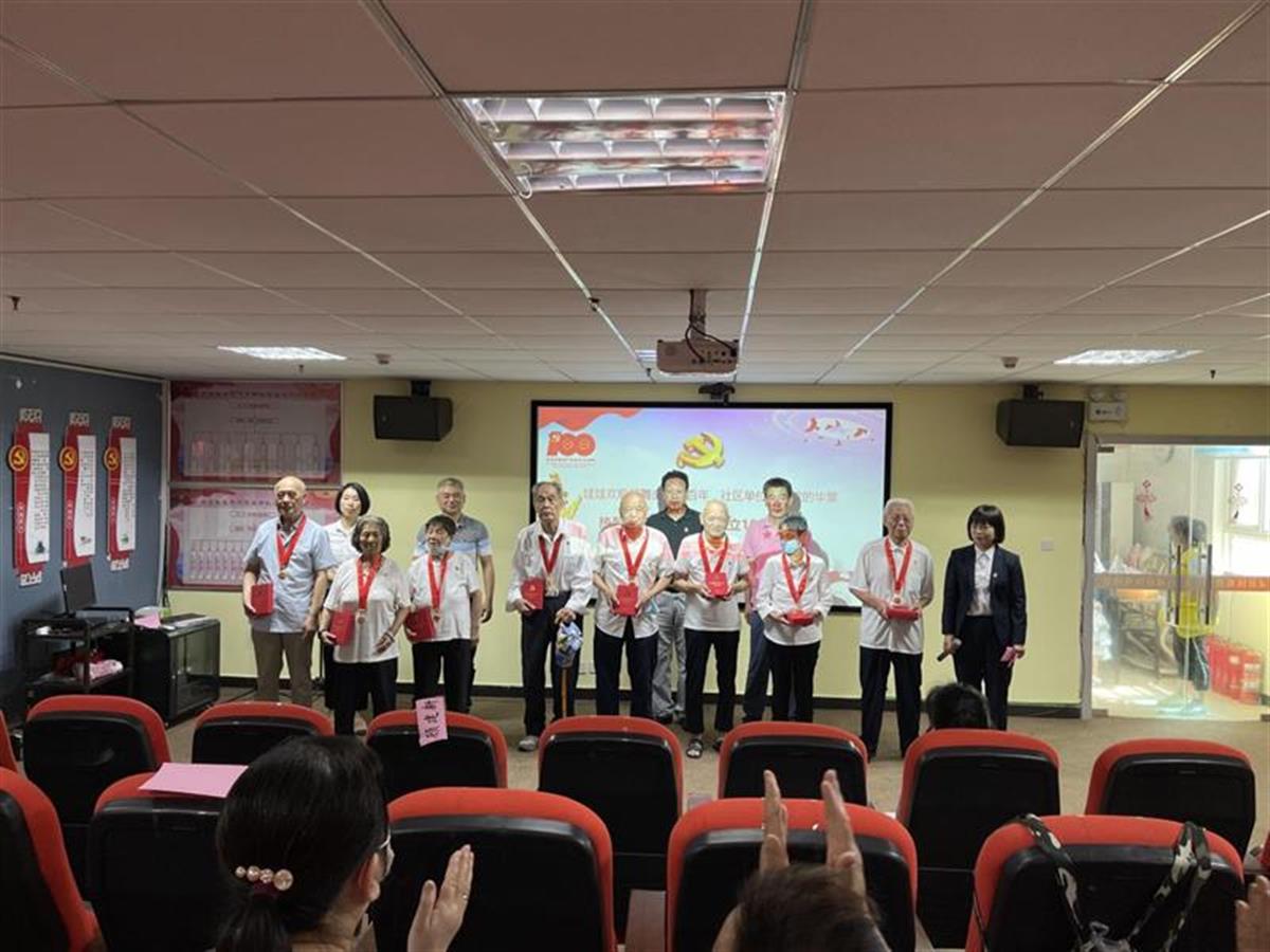 鐧惧勾鍗庣珷閾歌緣鐓屽喘鏂颁紵涓氬啀璧疯埅,鐧惧勾濂嬫枟閾歌緣鐓屽崈绉嬩紵涓氬啀鍚埅