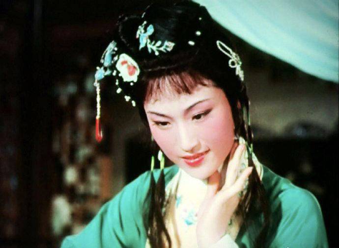 越剧著名演员王文娟个人简历,越剧泰斗王文娟死于哪年