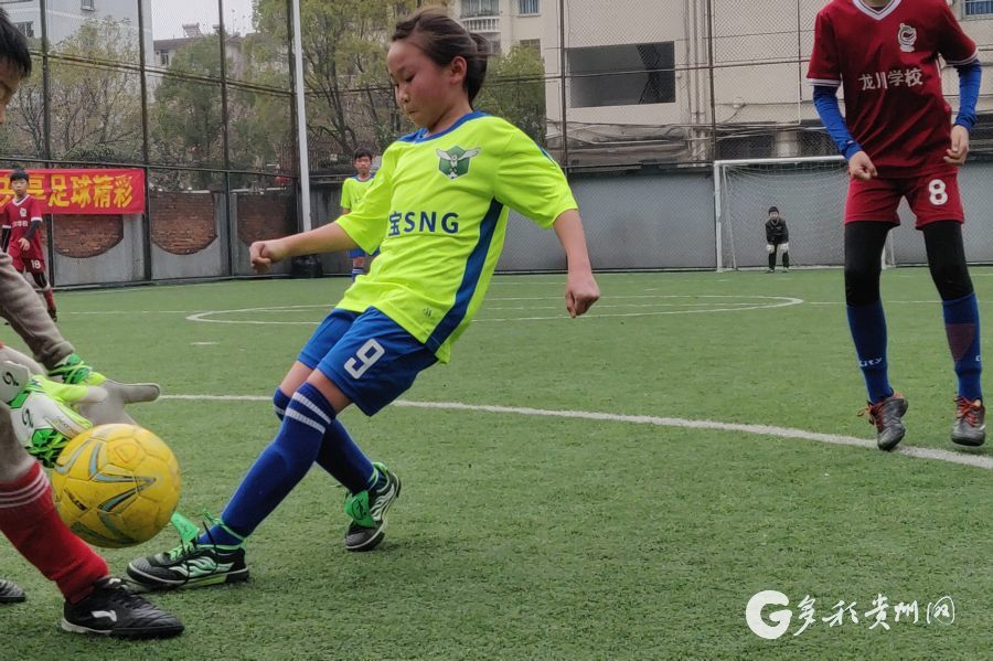 足球女孩登上欧国联决赛大屏,欧洲女子国家联赛