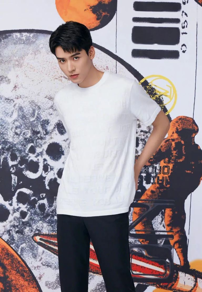 奢侈品光速批发大使?我支持