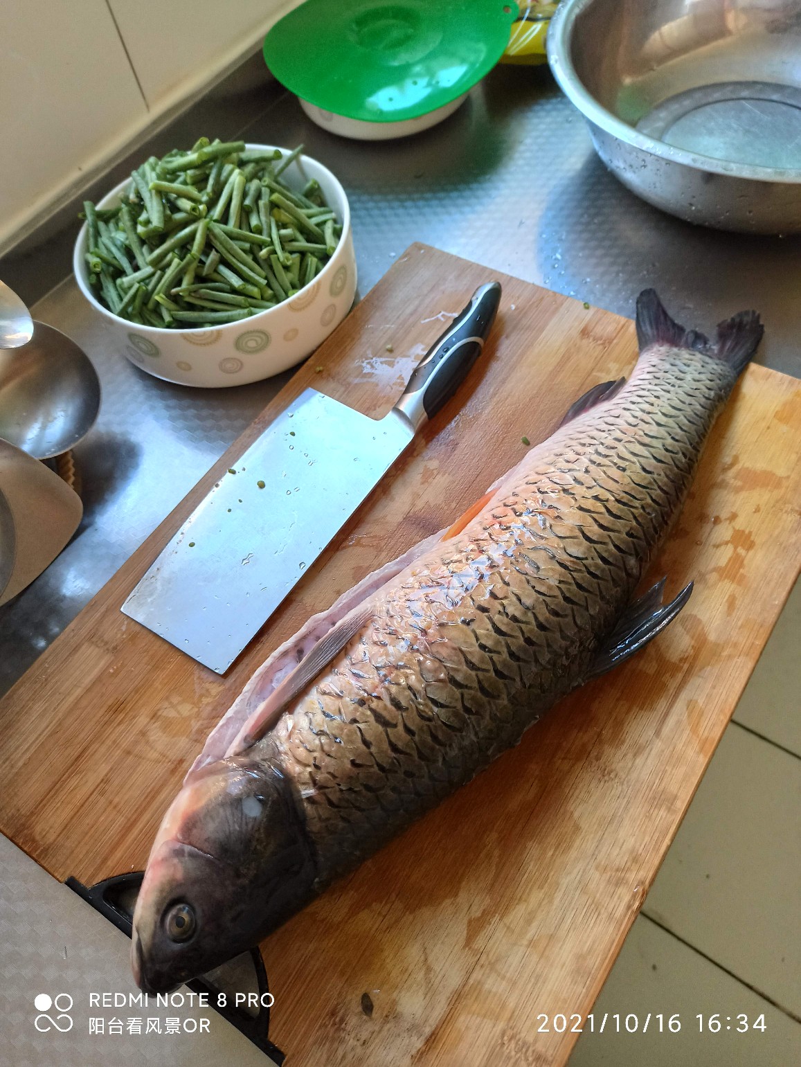 美食不但要能吃还要能做,使用电饭锅怎样做酸菜鱼