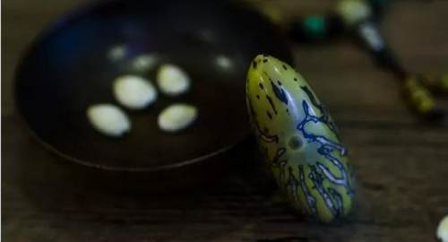 千眼精品盘玩教程,刚买的千眼菩提怎么盘出包浆