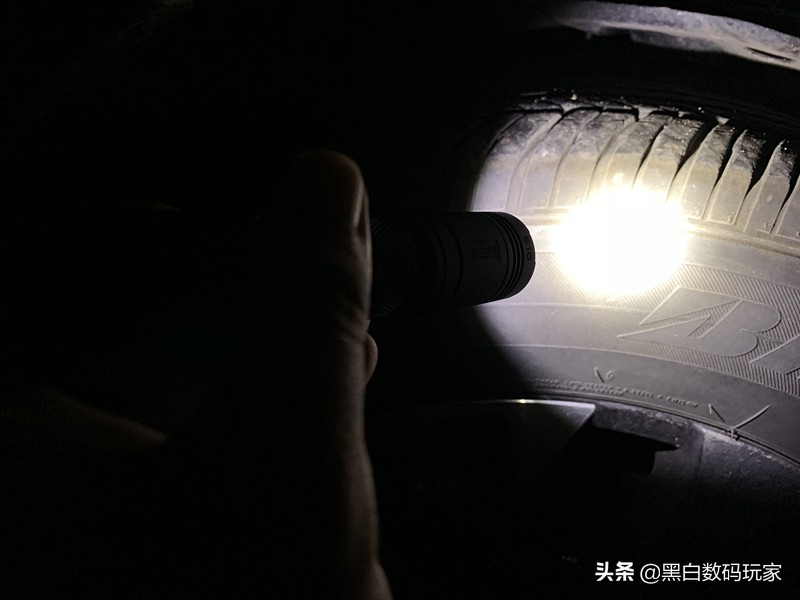 手中的EDC不能少了WUBEN务本E10