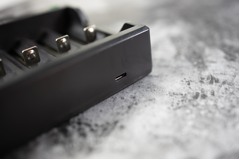 内阻测试、分容激活样样通，体验XTARVC8八槽位充电器