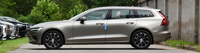 沃尔沃v60新老款对比,14万公里的沃尔沃v60还能入手吗