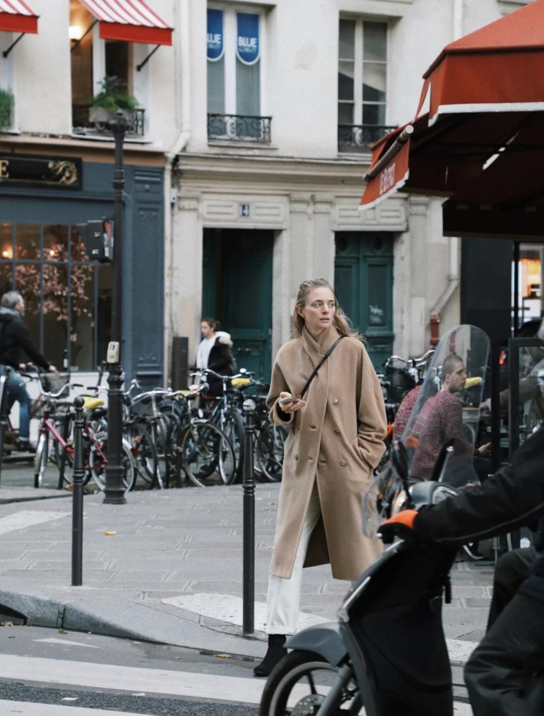 好看的时尚穿搭短视频,好看的穿搭现实生活