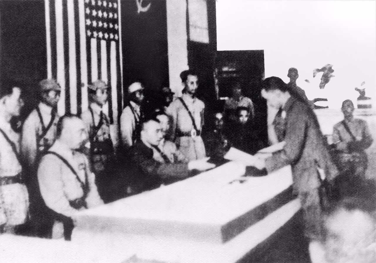 抗日战争日本投降视频,实拍首批得知日本投降的中国民众