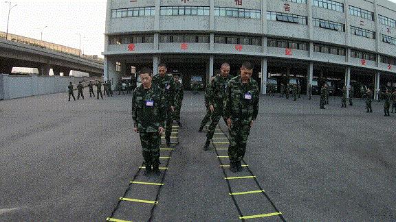 新兵营体能怎么训练,新兵体能是怎么训练的