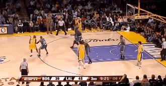 伦纳德招牌动作中投,伦纳德极限后仰绝杀走步