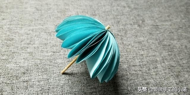 小雨伞折纸复杂版与简易版,小雨伞折纸简单小班