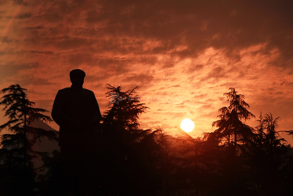 毛*东泽**名字的由来有何典故?字“润之”与名“*东泽**”为何相映成趣