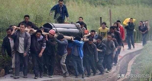 俗语雨打棺雨打坟,关于雨打棺的说法