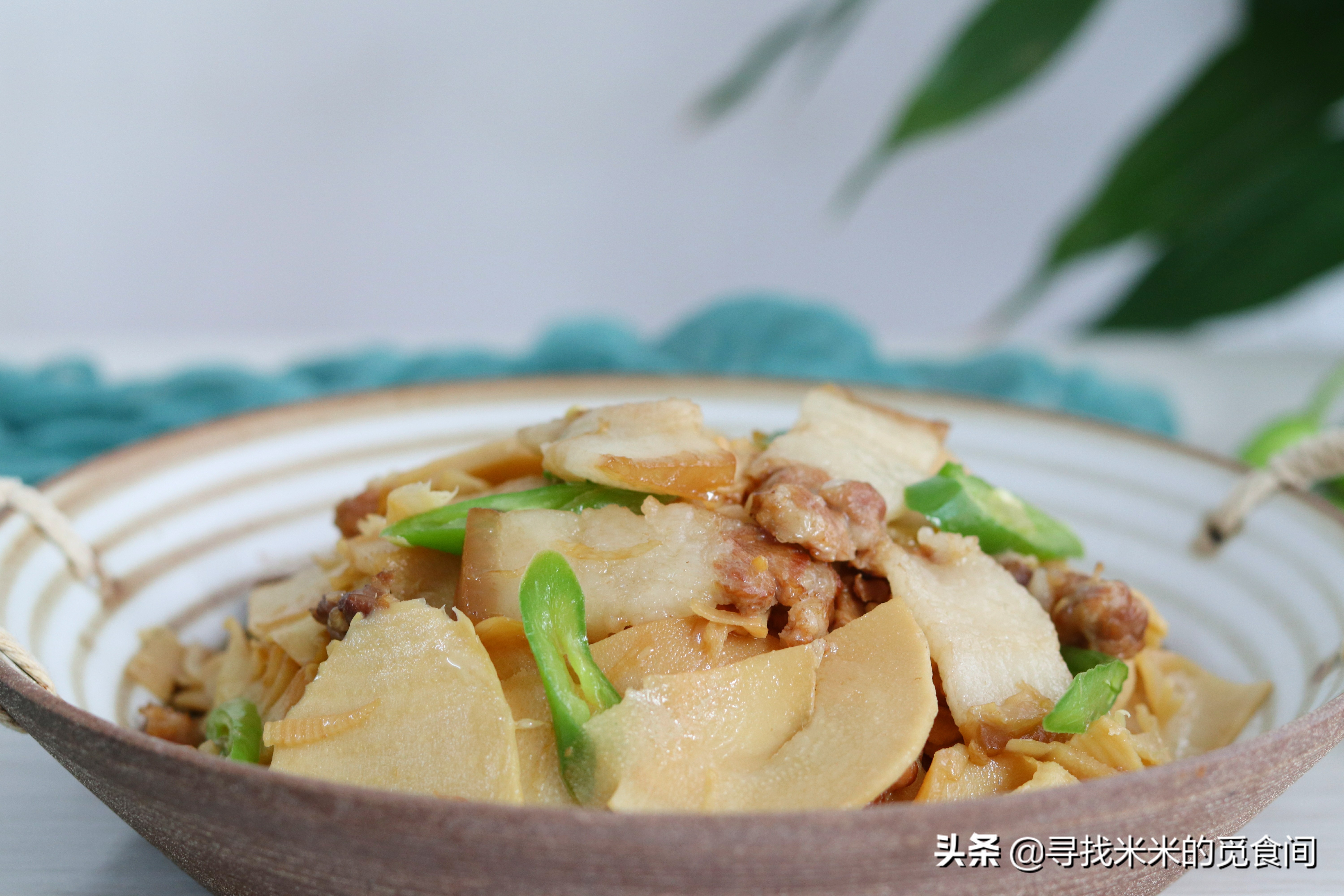 鲜竹笋小炒肉让春天变得可口美味,春笋炒肉片的最正宗做法