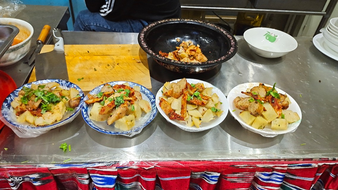 去伊犁的汉人街,不到喀什不算来过新疆