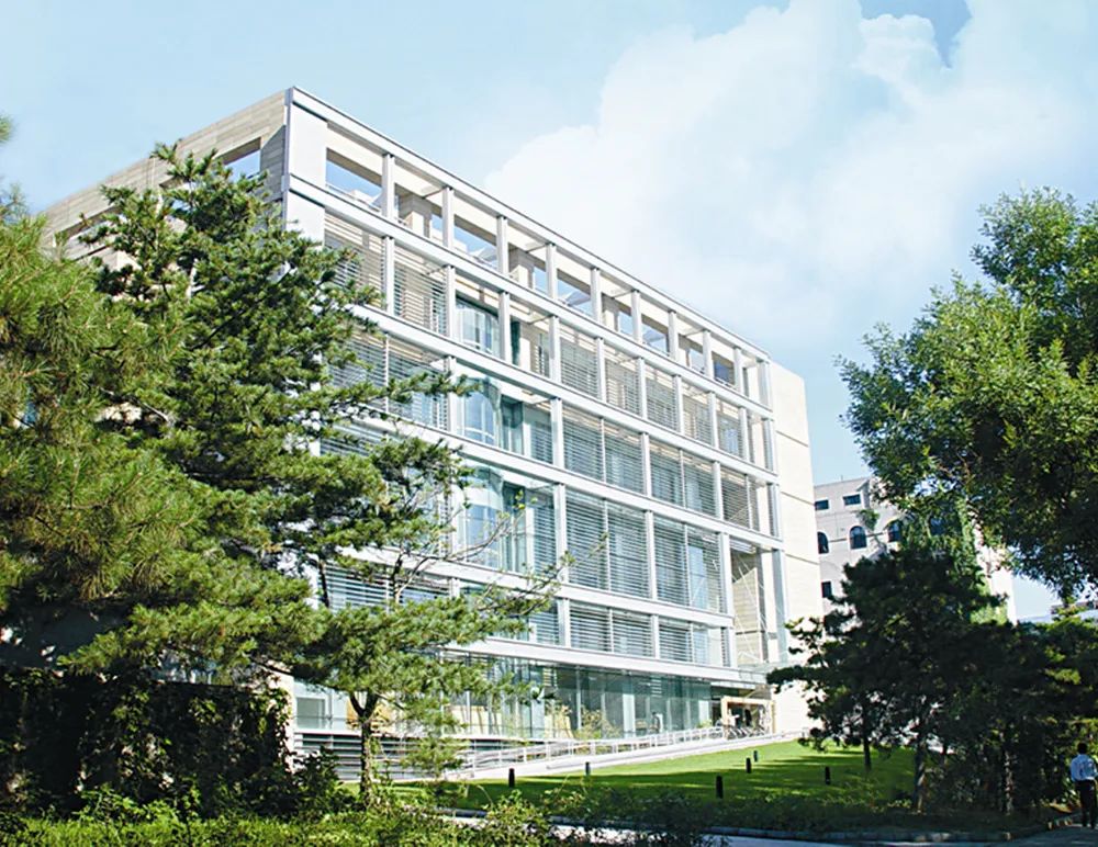 富士康在江苏有生产基地吗,富士康最大的生产基地