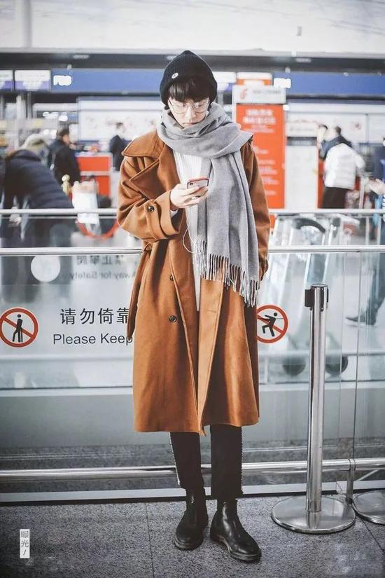 肖战穿搭秋冬大衣,肖战呢大衣