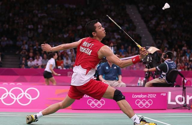 羽毛球正反手高远,羽毛球正反手高远球