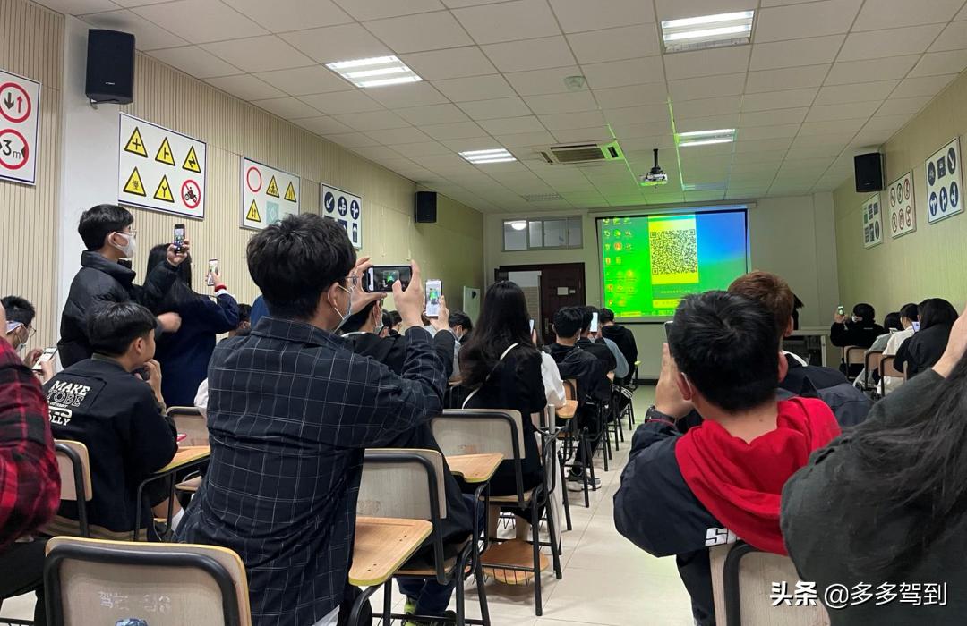 「多伦·面对面」江西蓝天驾校：先行者懂得顺势而为